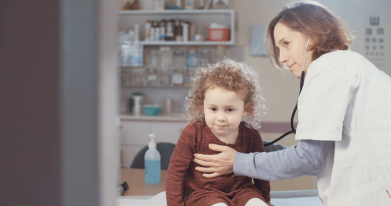 Pediatrician vs. Family Doctor: Choosing the Best Primary Care for Your ...